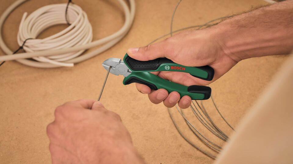 BOSCH 3'lü Pense-Yan Keski-Kargaburun Seti (1600A02C0S)