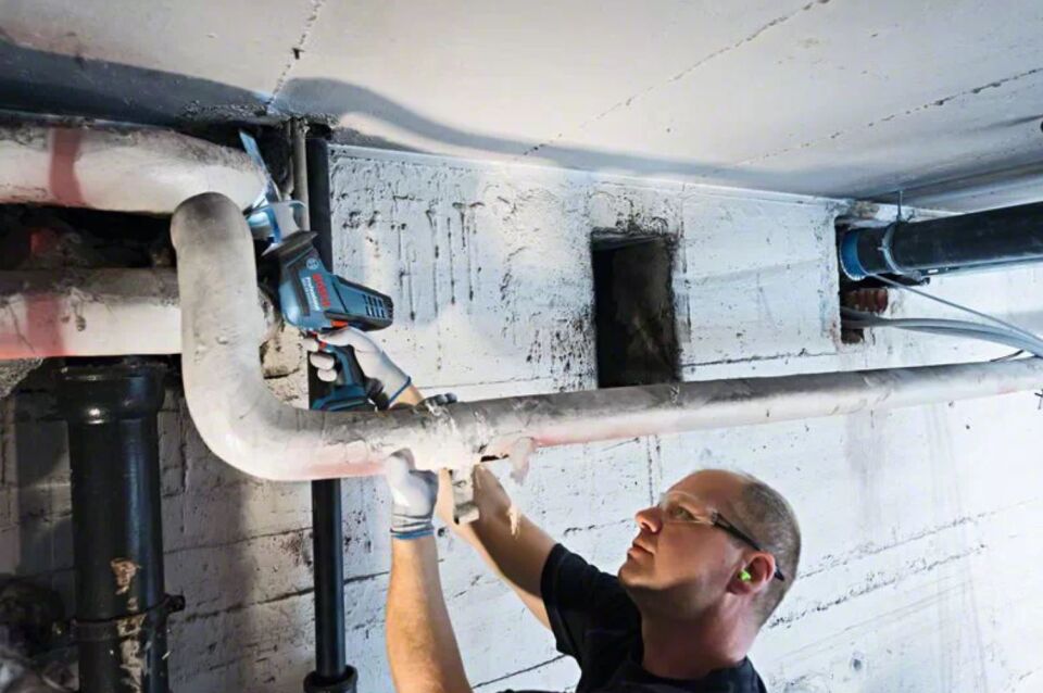 BOSCH GSA 18 V-LI C Akülü Tilki Kuyruğu Testere 18 Volt (Tek Akülü)