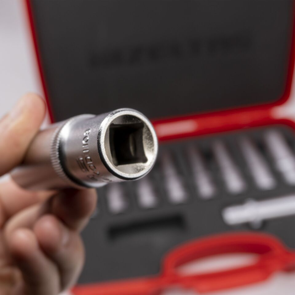 İZELTAŞ 1/4” Derin Lokma Anahtar Takımı 14 Parça (1108006010)