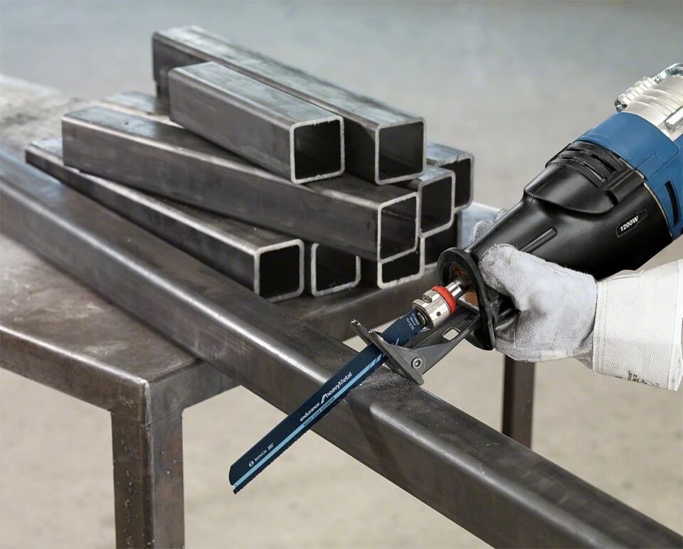 BOSCH S 1130 CF Metal Kesimi İçin Ağır Hizmet Tilki Kuyruğu Testere Ucu 225 mm