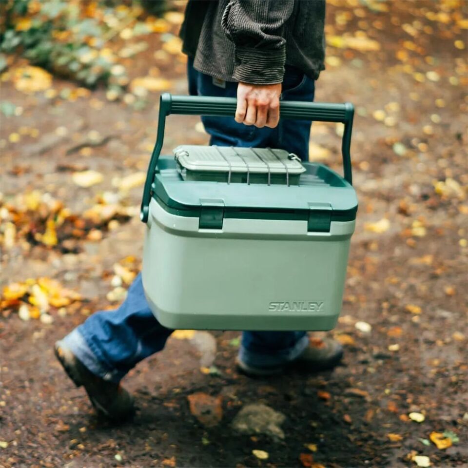 STANLEY Adventure Taşınabilir Kamp Buzluğu 15 Litre (Yeşil)